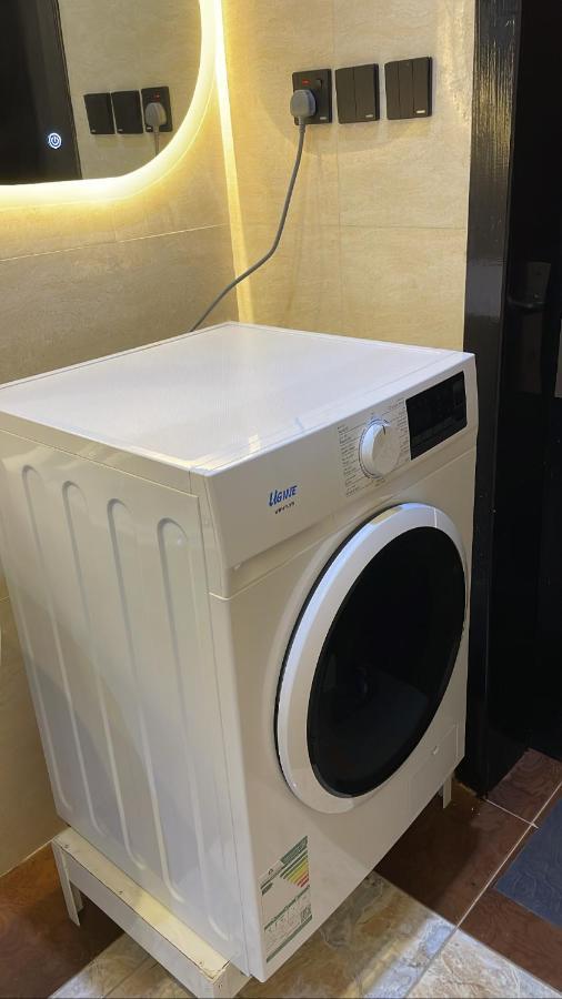 Appartement غرفة وصالة في